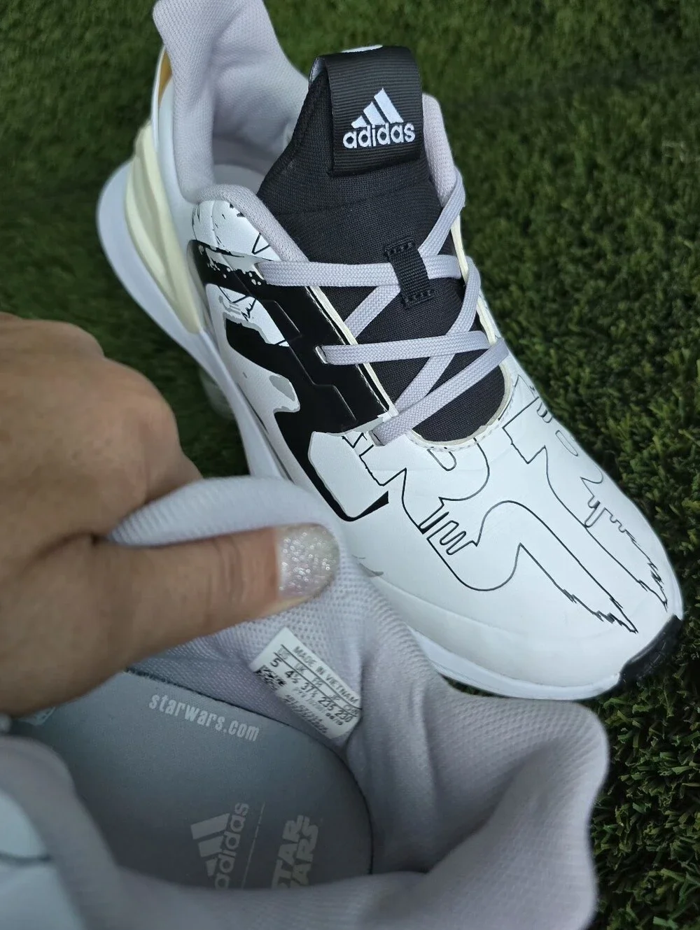 ADIDAS Star Wars Stormtrooper RapidaRun